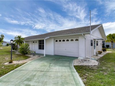 705 Reading Pl, Sun City Center, FL, 33573