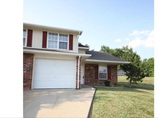 1703 Steamboat Ln, Columbia, MO 65201