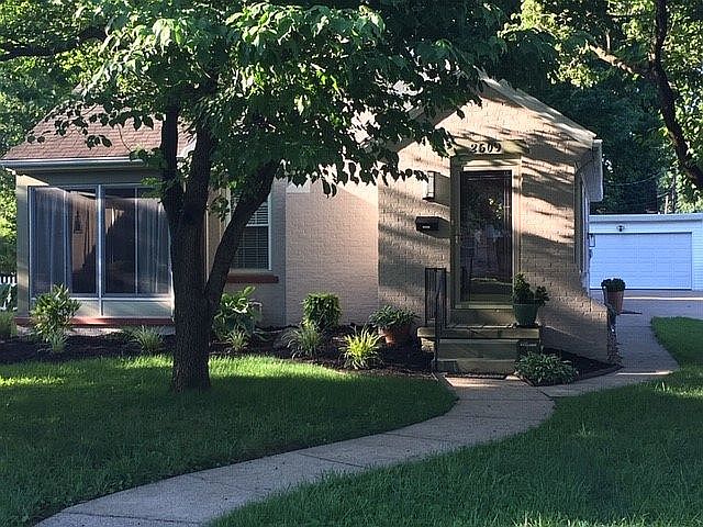 Seller: 812-430-0350