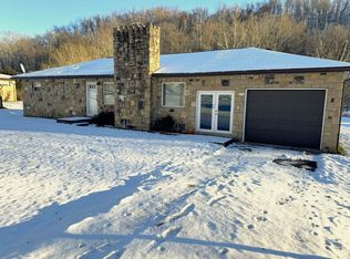 150 Sherwood Dr, Huntington, WV 25704