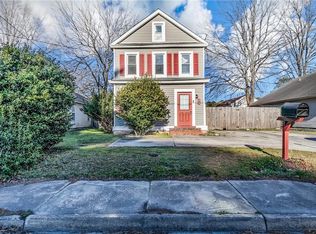 1716 Sparrow Rd, Chesapeake, VA 23320