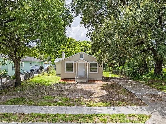 2nd image of 720 20th St