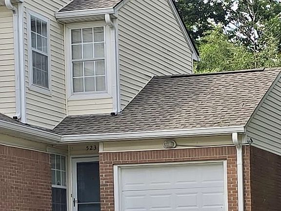2nd image of 523 Forest Pointe Pl
