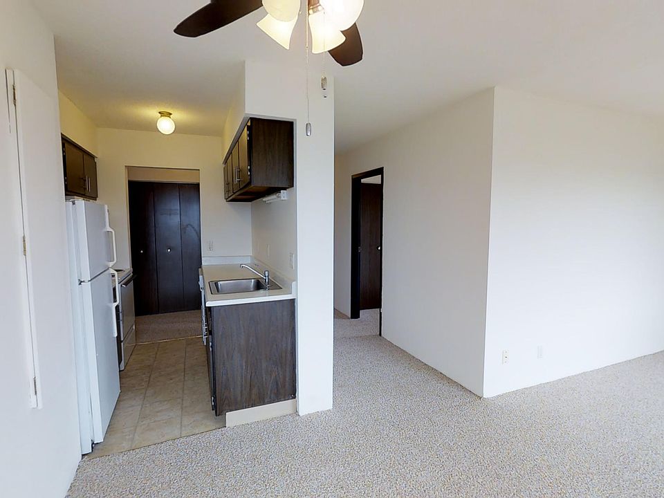 Diplomat Apartments 507 W Wilson St Madison WI Zillow