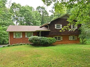 1721 Jonestown Rd, Winston Salem, NC 27103