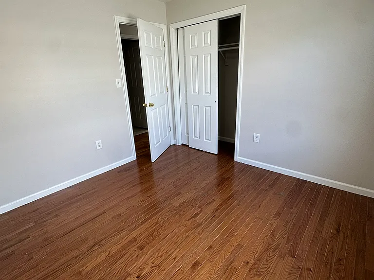 64 S 10th St #2 — Photo 12