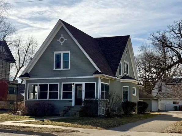 613 W Fountain St, Albert Lea, MN 56007