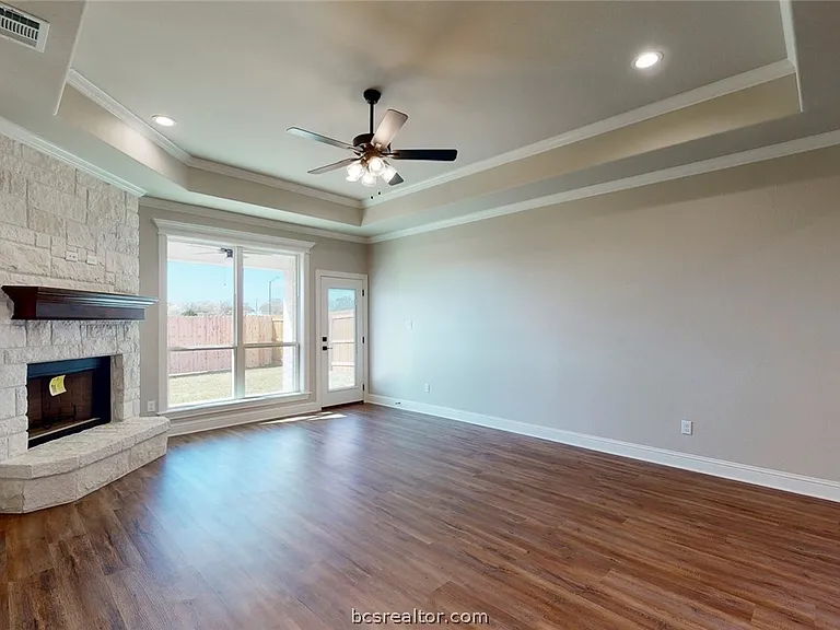 3908 Eskew Dr — Photo 9