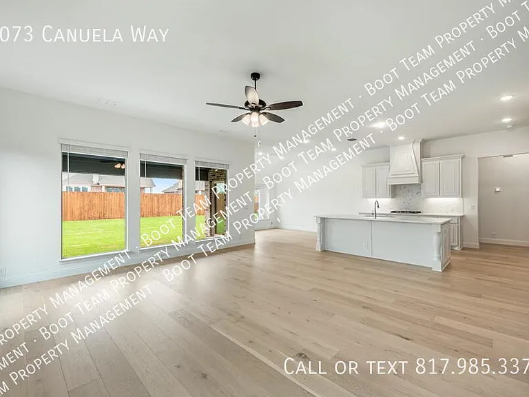 1073 Canuela Way — Photo 13