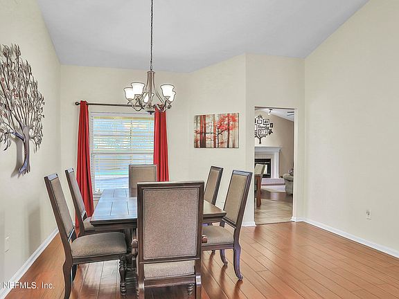 5th image of 12866 Winged Elm Dr N
