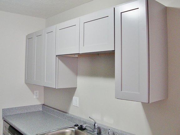 3rd image of 5960 Colerain Ave Unit 9