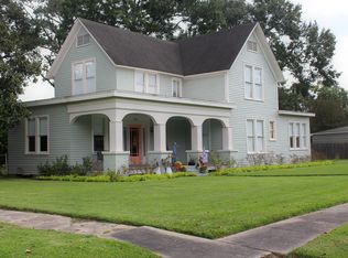 305 E 10th St, Crowley, LA 70526