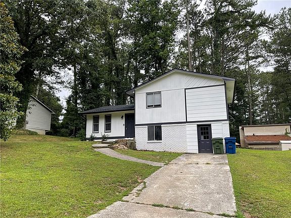 2nd image of 4554 Doral Dr SW