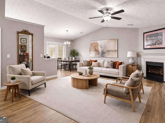 3rd image of 3444 Peachcrest Trce