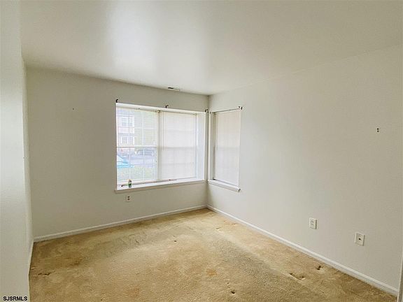 5th image of 132 Driftwood Ct #27