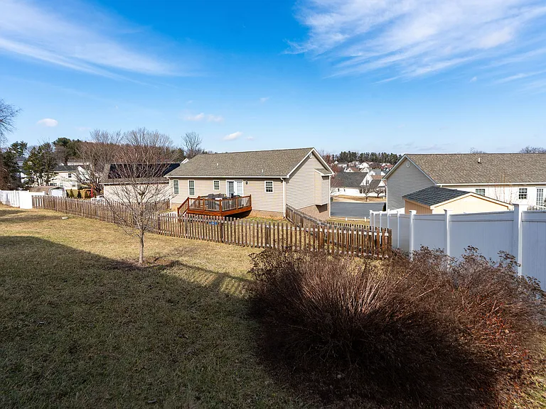 241 Overview St — Photo 36