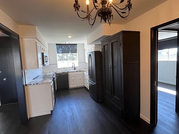3rd image of 5180 N Wishon Ave APT 301
