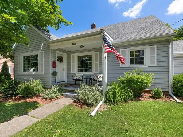 736 Ellis Ave, Ashland, OH 44805