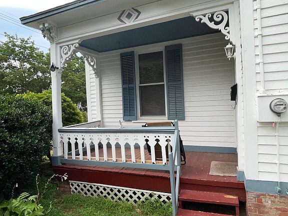 Beautiful front deck