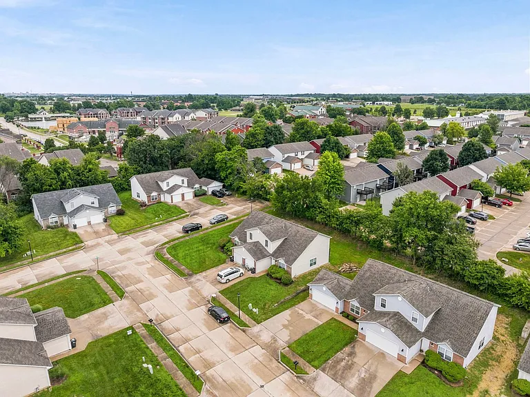5004-5006 Betty Jean Way — Photo 36