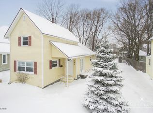 151 W 15th St, Holland, MI 49423