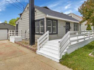513 13th St NW, Minot, ND 58703