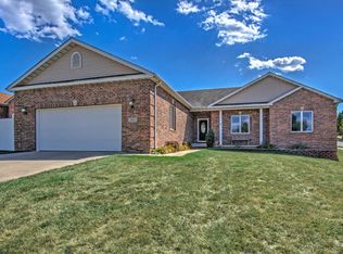 381 W 127th Pl, Crown Point, IN 46307