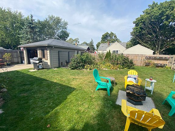 2nd image of 937 Buckingham St SW