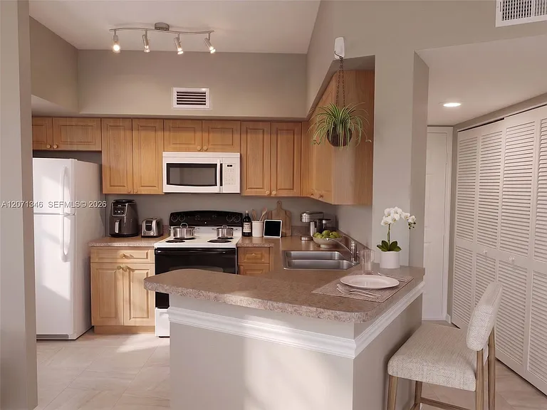 1280 S Alhambra Cir #2413 — Photo 3