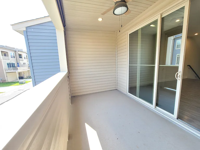 8667 Shady Pines Dr — Photo 11