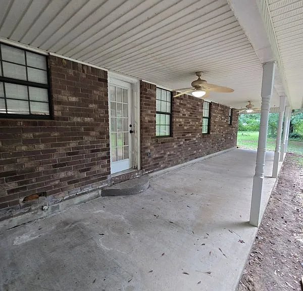 270 Rowell Rd W — Photo 5