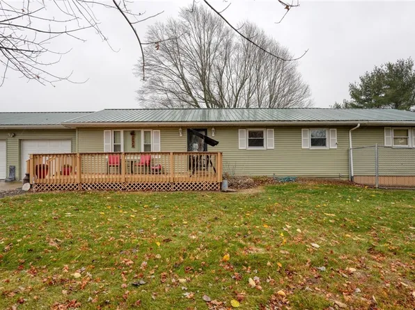 3838 Hillside Dr, Cambridge, OH 43725