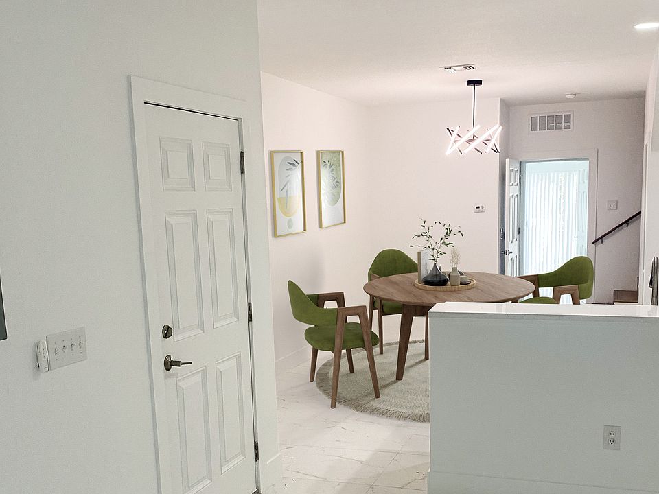 1st image of 1013 Creek Park Dr #1013