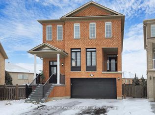 128 Daiseyfield Cres, Vaughan, ON L4H 2T7