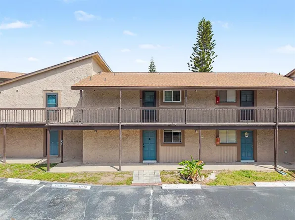 6314 Newtown Cir, Tampa, FL 33615