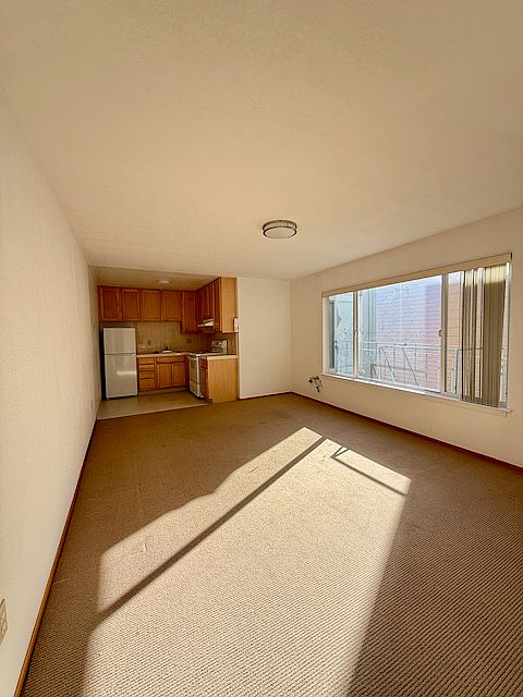 1st image of 454 20th Ave APT 5