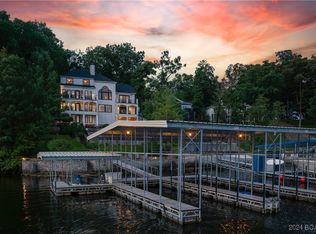 328 Turnbridge Ln, Sunrise Beach, MO 65079