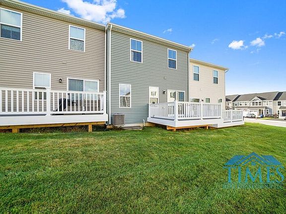 4th image of 263 Chase Dr