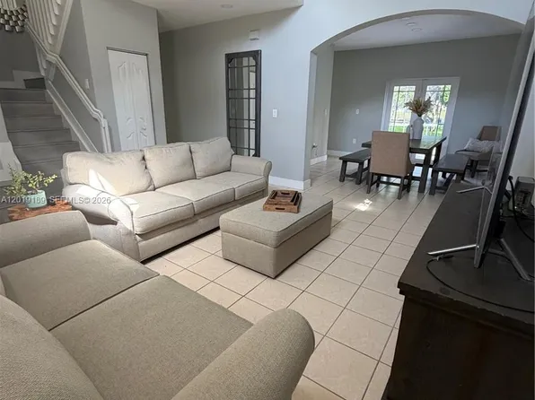 4124 NE 30th St, Homestead, FL 33033
