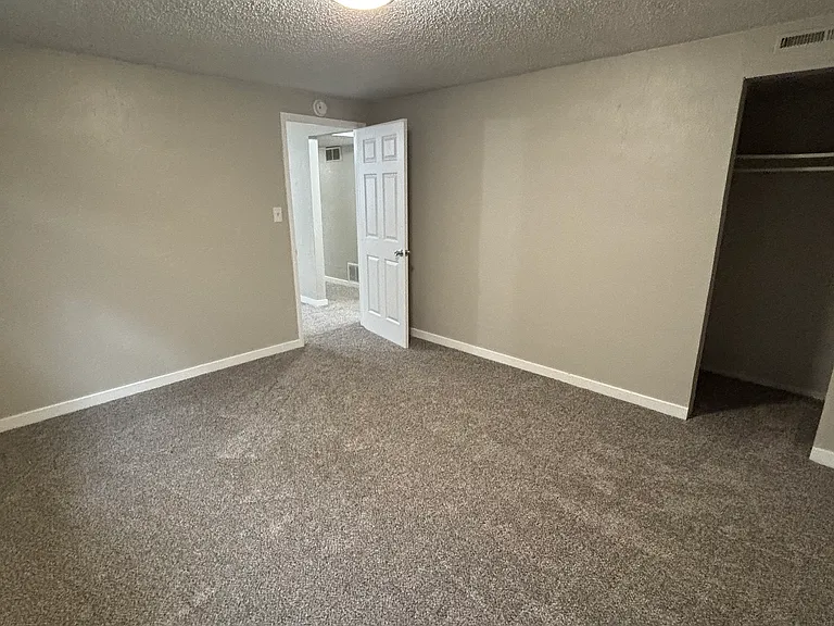 3495 Montebello Dr W — Photo 13