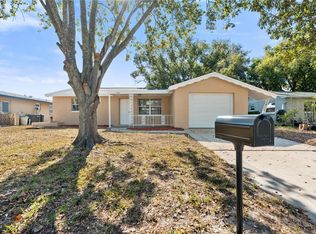 7130 Fox Hollow Dr, Port Richey, FL 34668