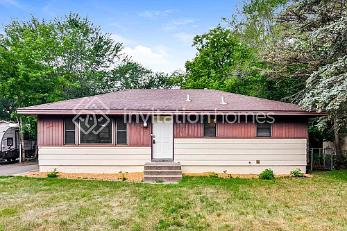 6680 Anoka St NE Photo 1