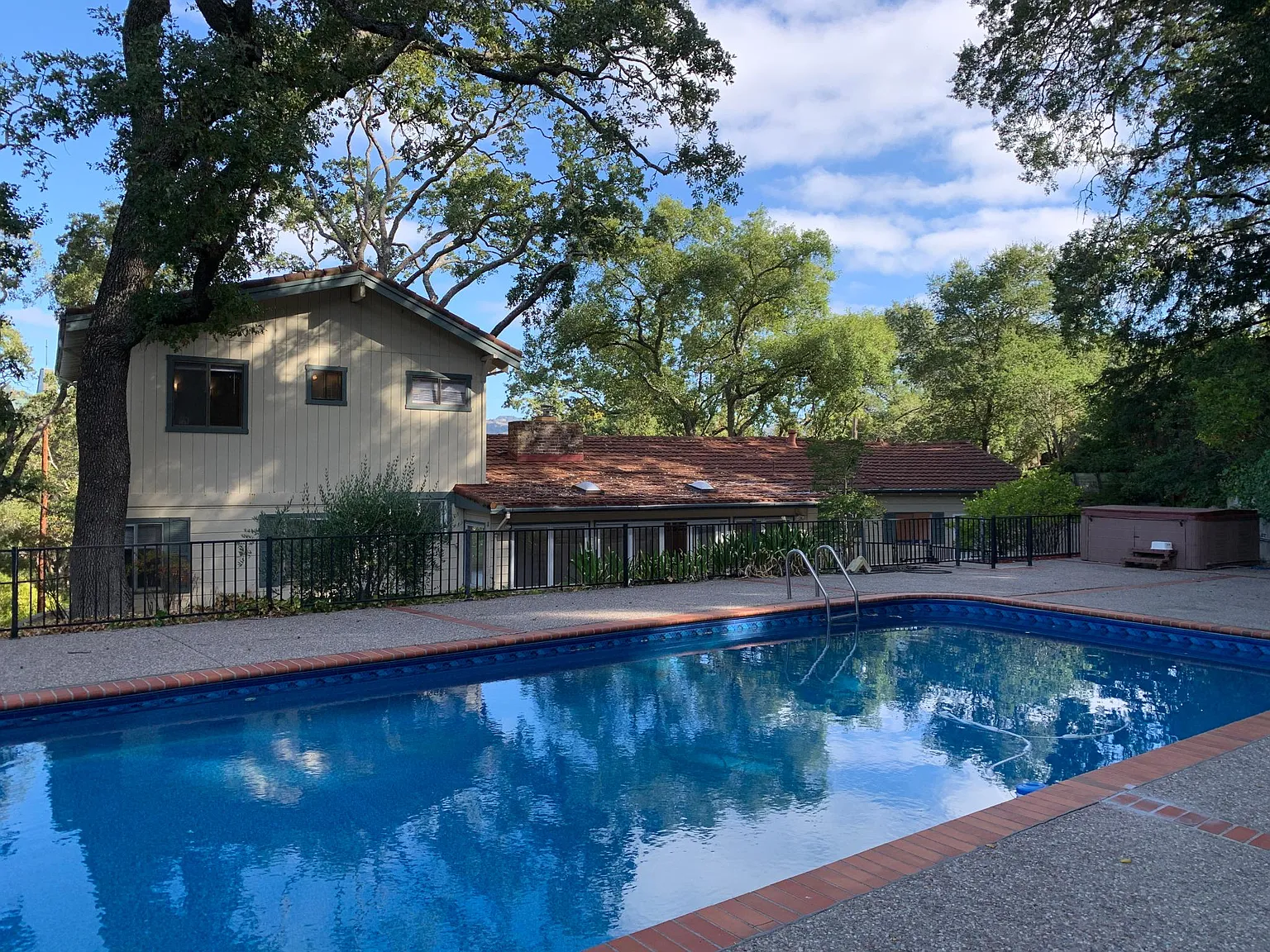 848 Acalanes Rd photo 1