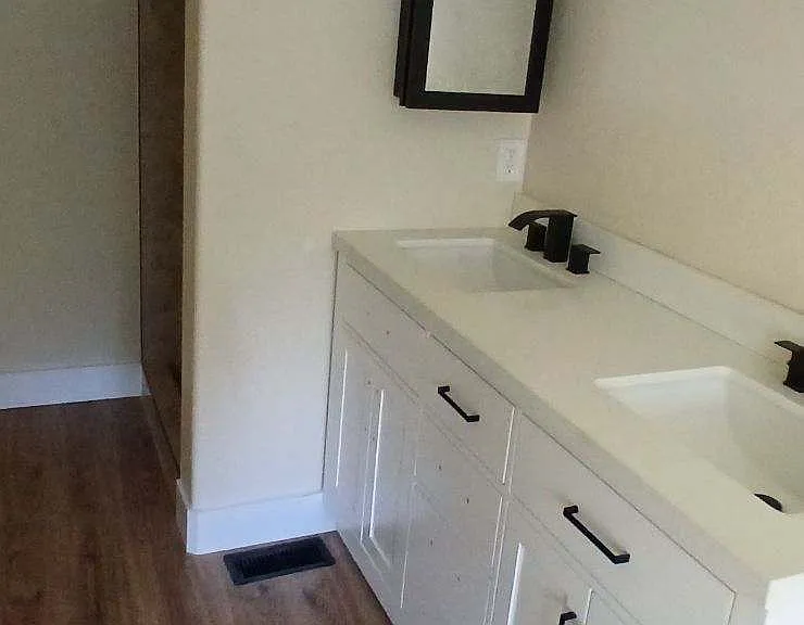 877 Lilac Pl — Photo 17