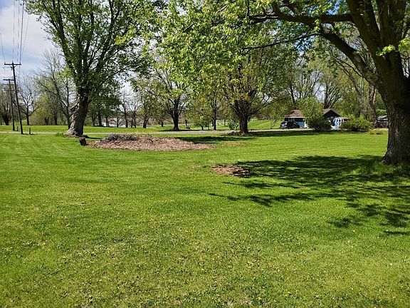 5th image of N8356 SCHOENFELD Road