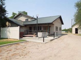 1300 N County Rd, Sutherland, NE 69165