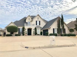 1101 Cliff Swallow Dr, Granbury, TX 76048