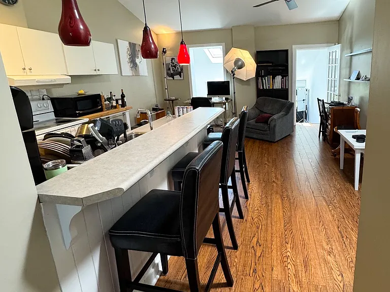 18 Mill St — Photo 5