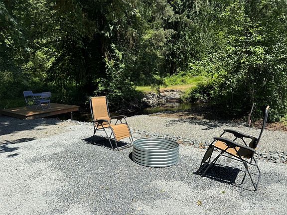 4th image of 22829 N River Drive