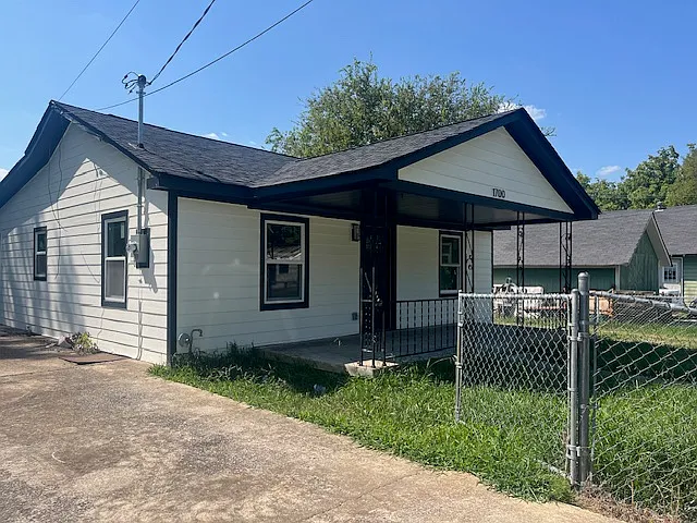 1700 Grant St — Photo 11